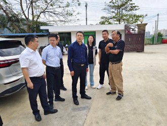 省農(nóng)業(yè)農(nóng)村廳副廳長陳良偉一行到杭州種業(yè)集團(tuán)南繁基地考察調(diào)研
